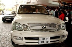 salman-Lexus LX 470,