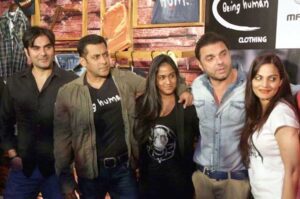 salman-with-brother-sister